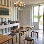 Chateau Bernon 15 Personnes - Piscine Et Villa