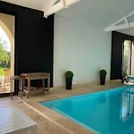 Villa Chateau Bernon 15 Personnes - Piscine Et Queyrac