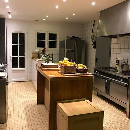 Villa Chateau Bernon 15 Personnes - Piscine Et Queyrac