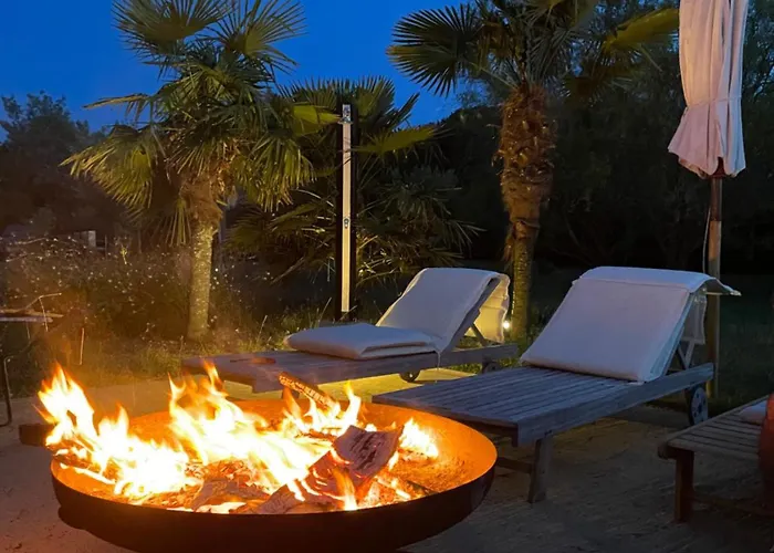 Chateau Bernon 15 Personnes - Piscine Et 빌라